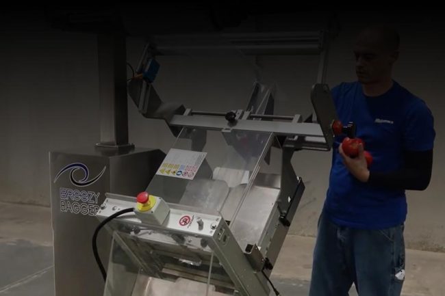 Packaging Tomatoes - Breezy Bagger